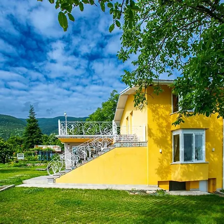 кала * Patalenitsa